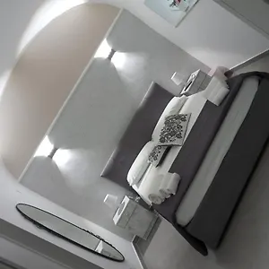 https://lilly-house-catania.sicilyhotelsitaly.net